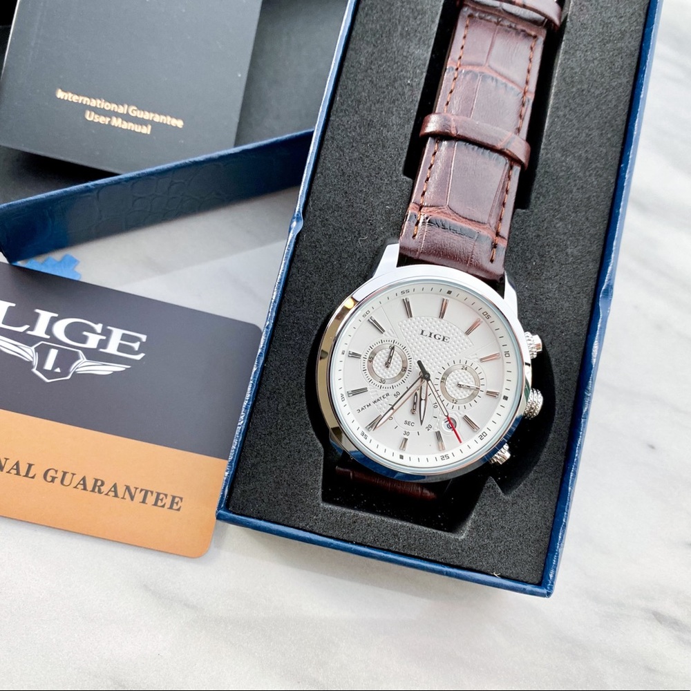 Men’s Watch Brown Leather Band Silver Metal Chronograph white Face Men’s Gift